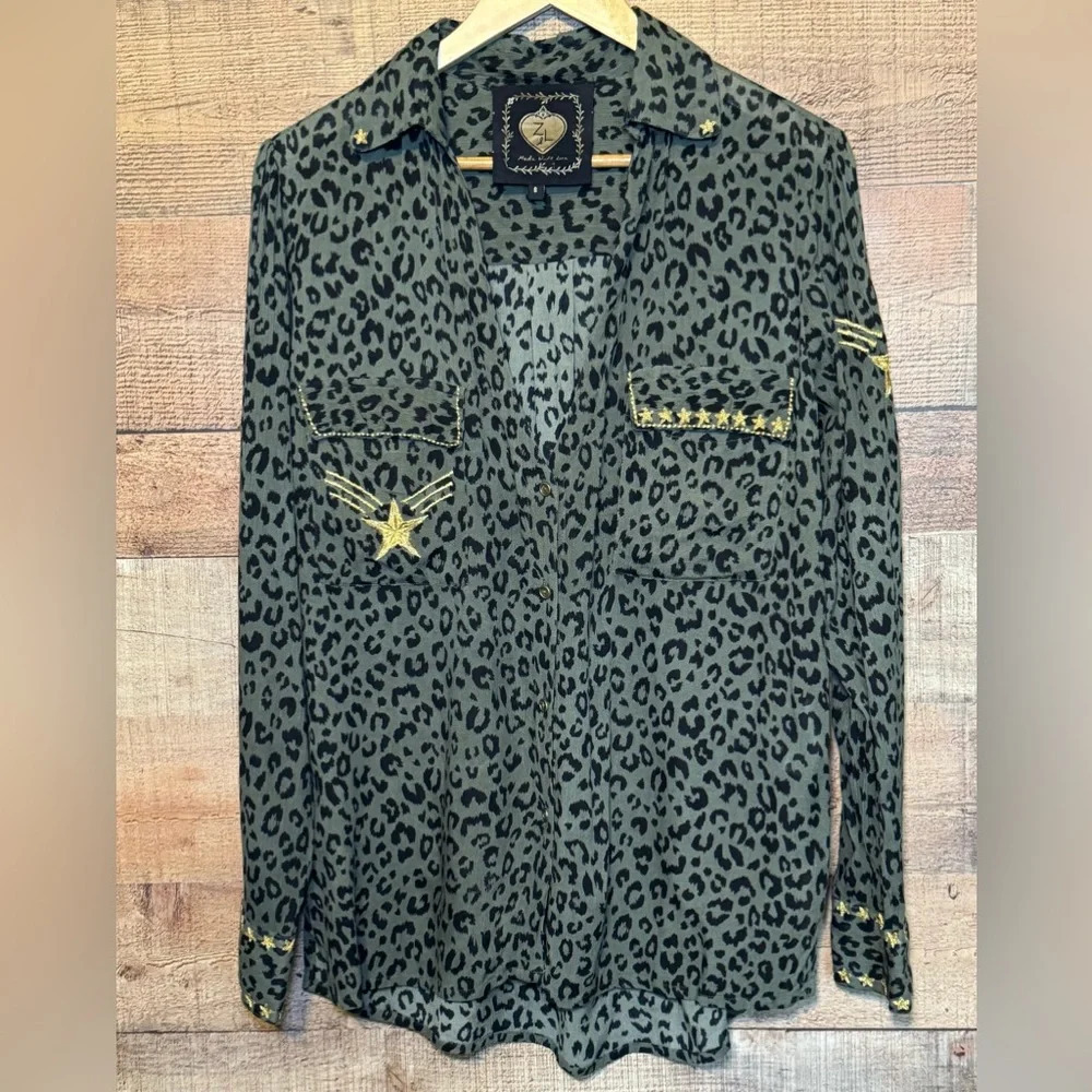 🌻 Z&L Anthropologie Olive Animal Print Gold Embroidered Women's sz Small Blouse